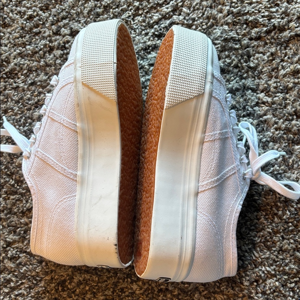 Superega white platform size 37.5 fits like a 7.5us shoes - Picture 6 of 6